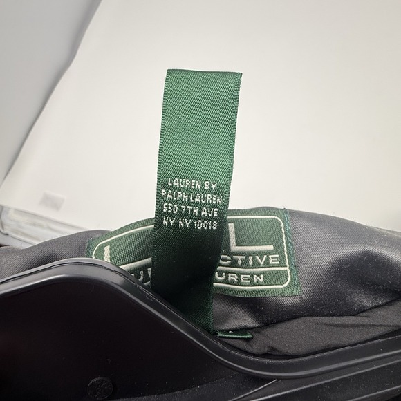 Women's Ralph Lauren Active Black Puffer Type Ski Jacket Coat Sz Medium - Picture 8 of 9